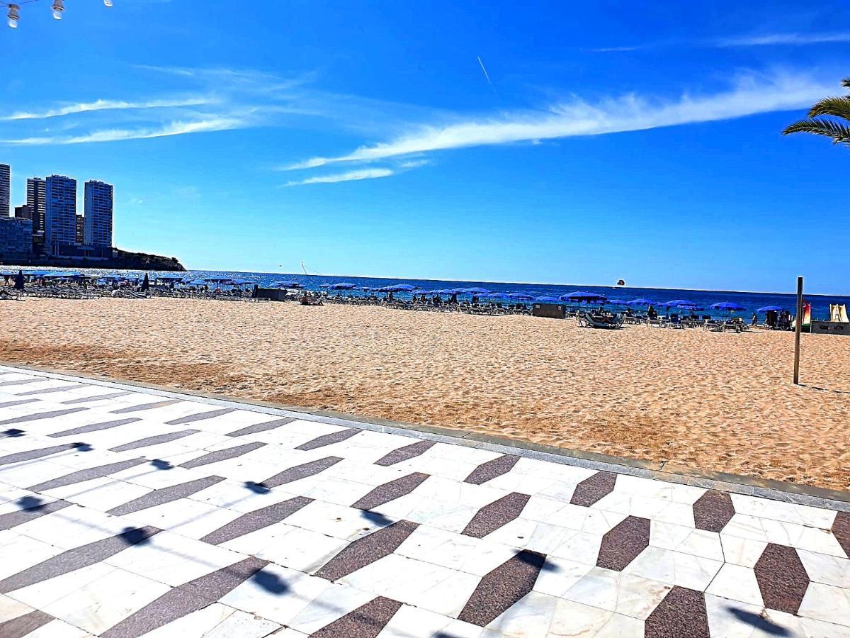 First Line Beach Beautiful Two Bedrooms Benidorm Kültér fotó
